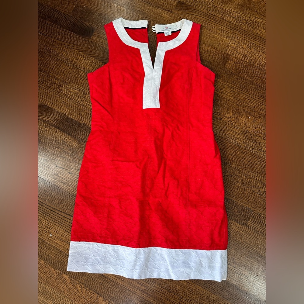 Red and white vinyard vines summer dress. Size 8